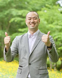 小柳 亮