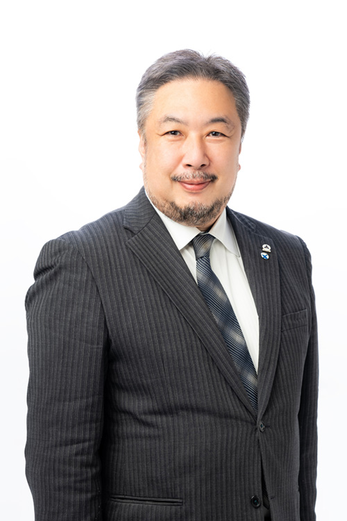 西内 恵介